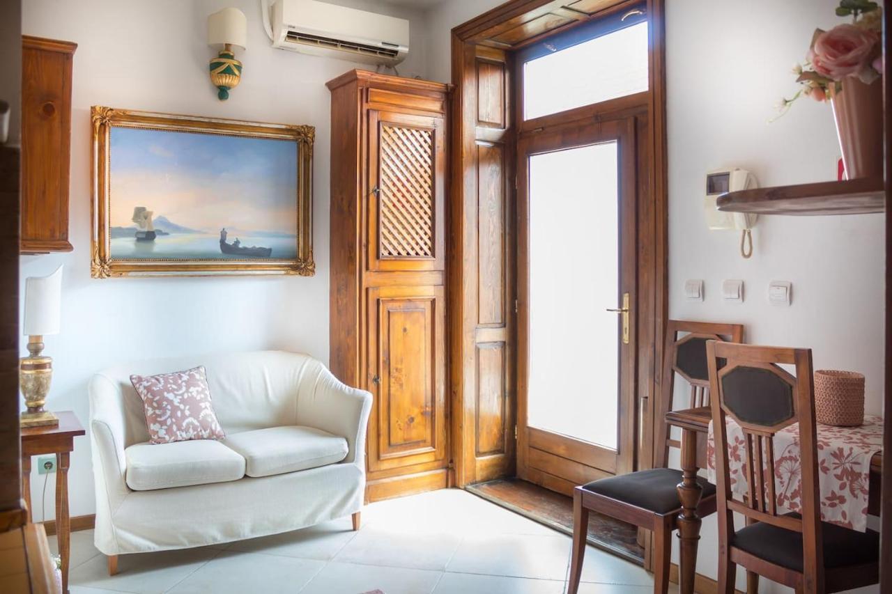 8 Small And Cozy Suite Тимишоара Екстериор снимка